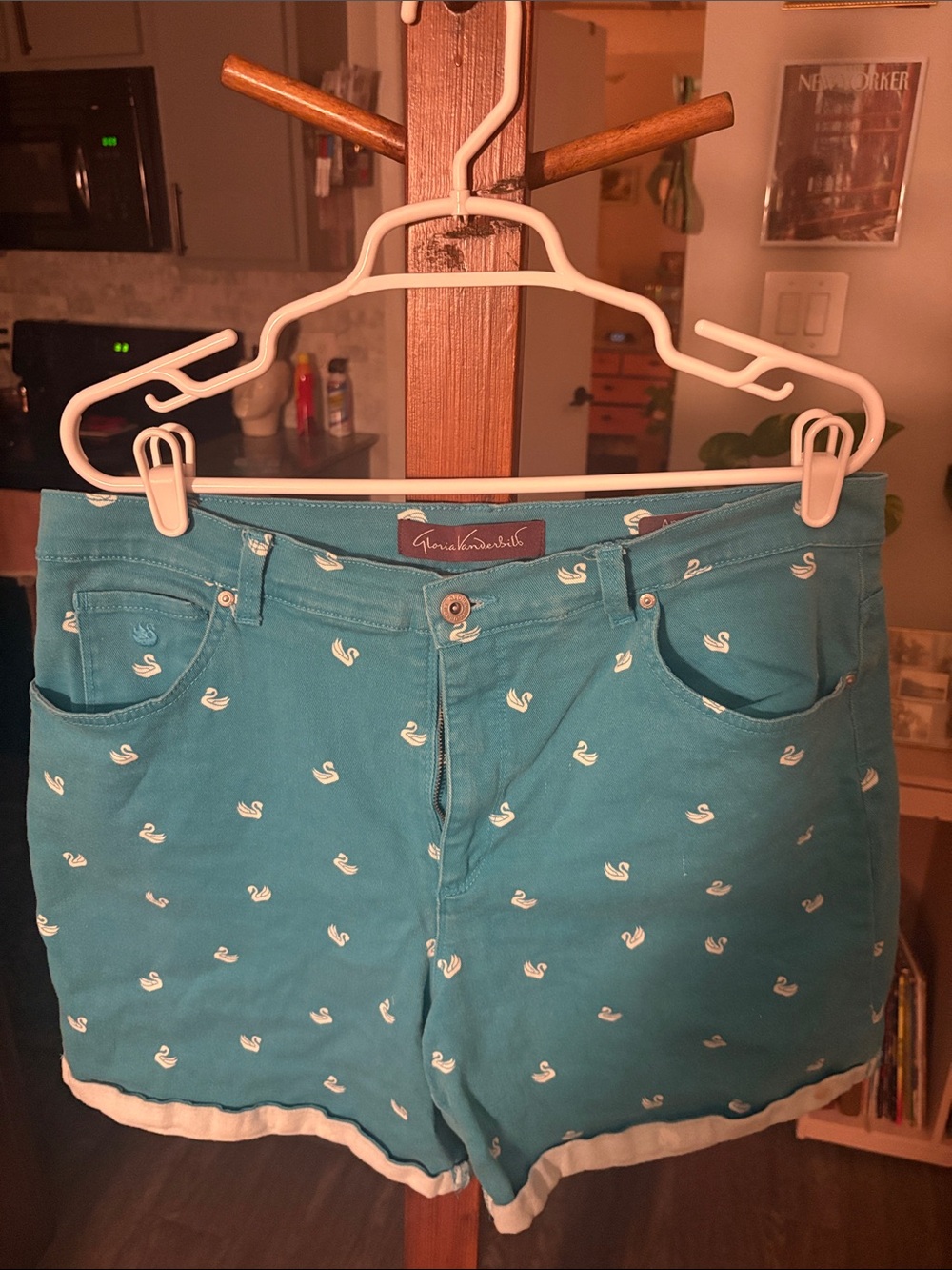 Gloria Vanderbilt Teal Shorts with White Swan Print